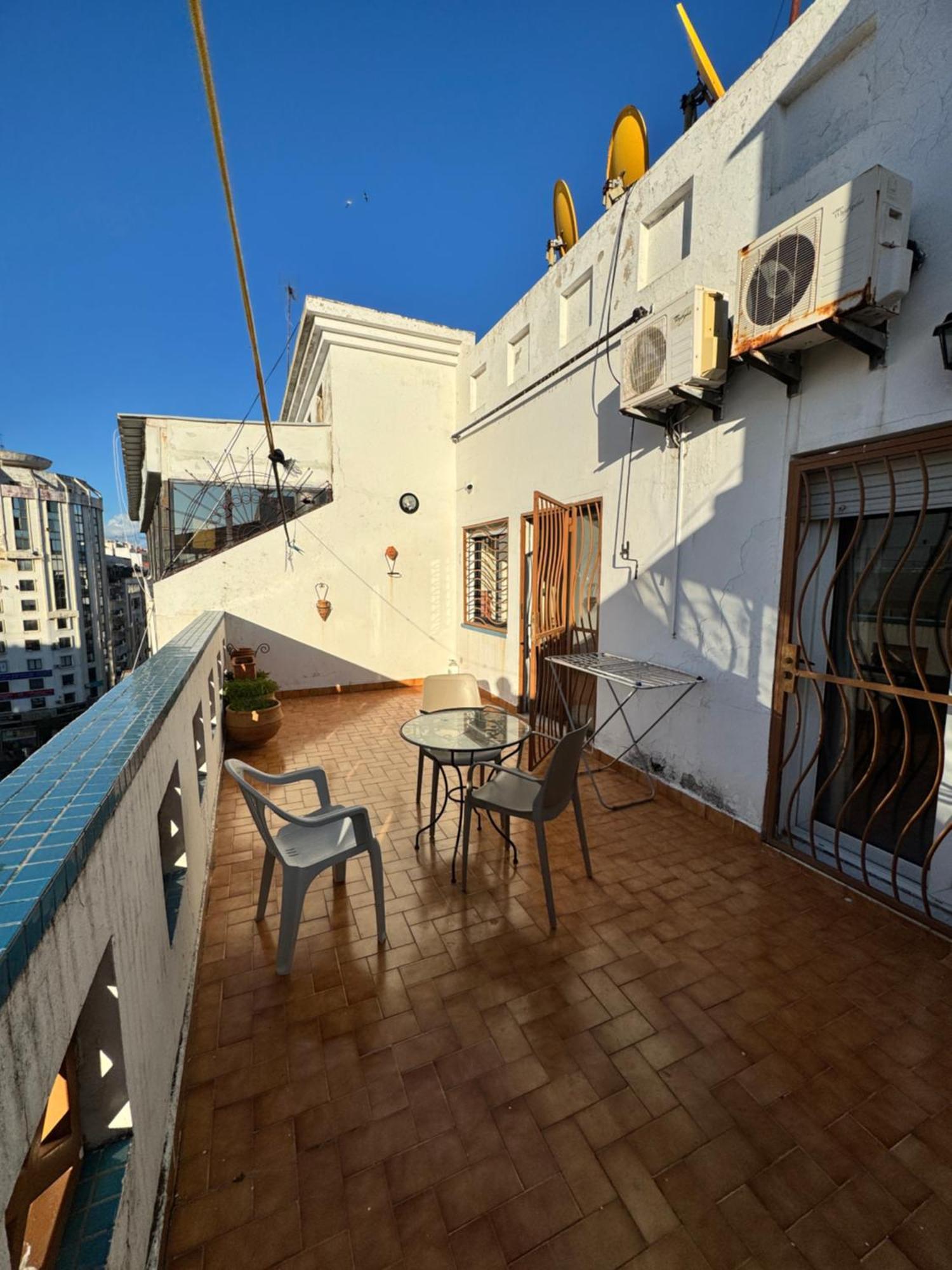Apartment In The Center Of Tanger Luaran gambar